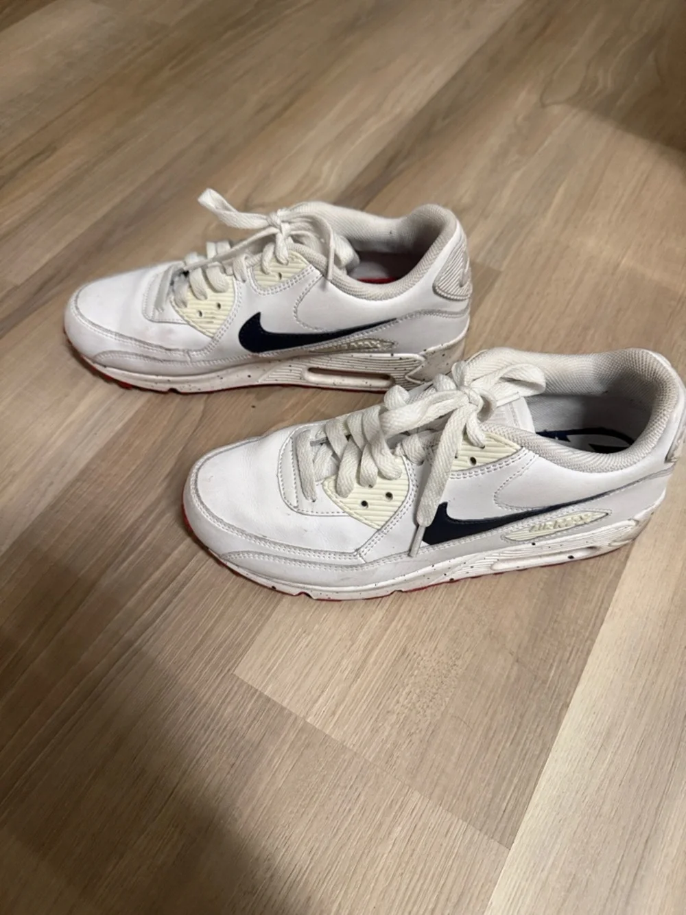 Nike air max White Leather Sneakers with Navy Swoosh and Red Outsole - Picture 3 of 6